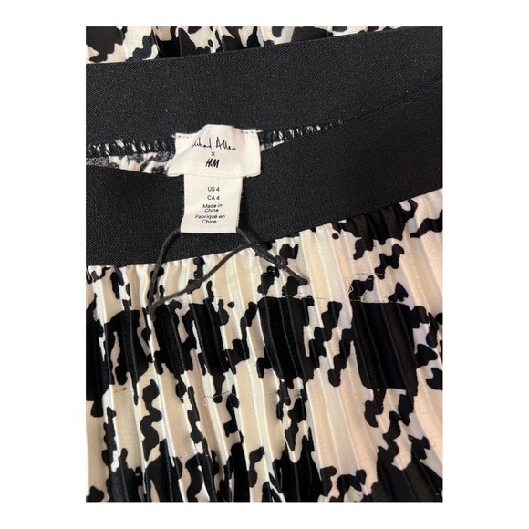 Richard Allen x H&M Dogtooth Pleated Midi Skirt Size 4 RG1 - Picture 3 of 3
